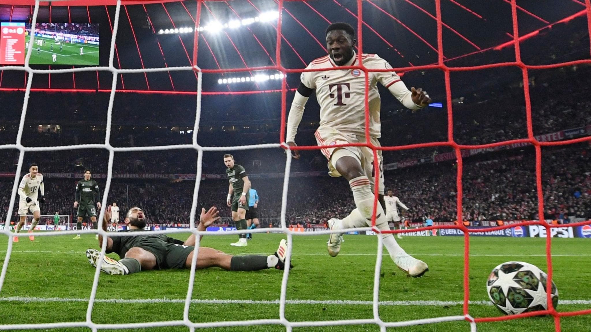 Champions League Halbfinale: FC Bayern München vs. TBD
